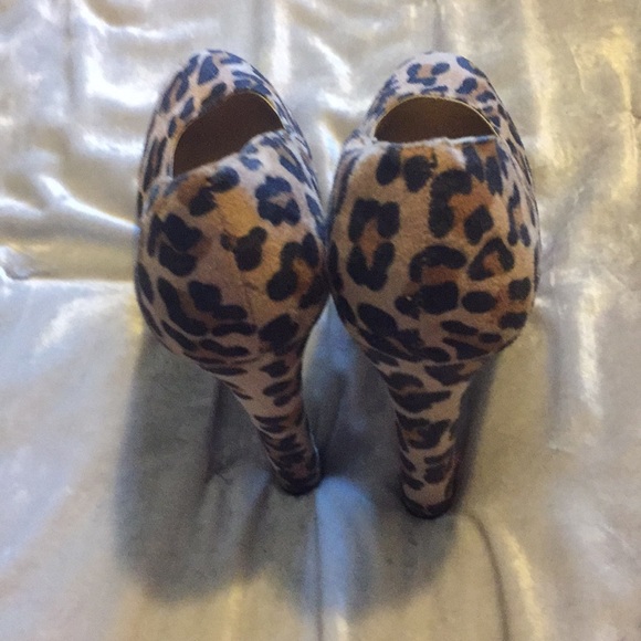 Platform Pumps - Picture 4 of 5